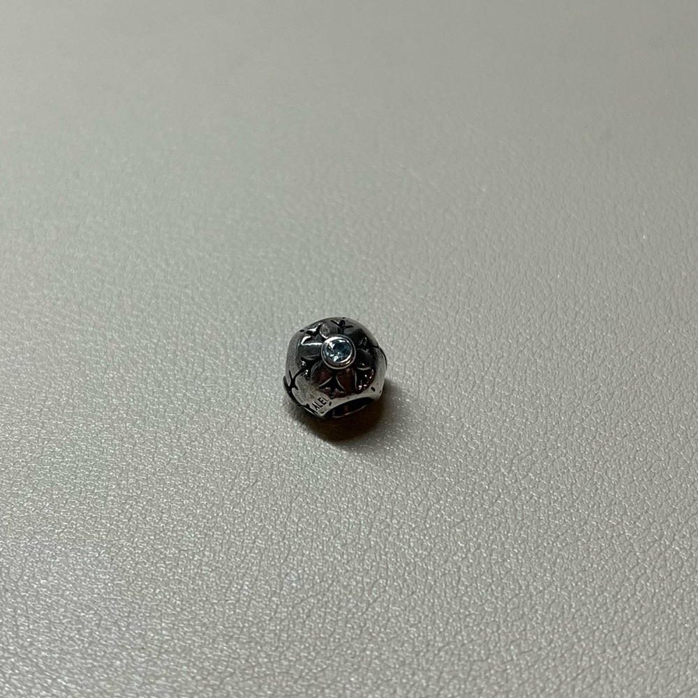 Retired Pandora Charm - Snowflake - image 2